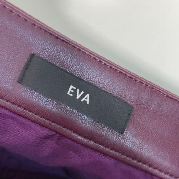 ANN TAYLOR The High Rise Eva Ankle Pant in Faux Leather Patent Purple {VV25} - Picture 8 of 10